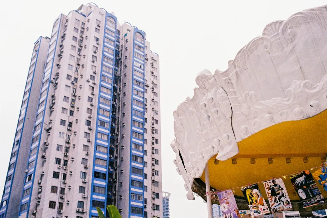 自动化超声波清洗线在五金件除油除锈中的工艺设计与应用解析