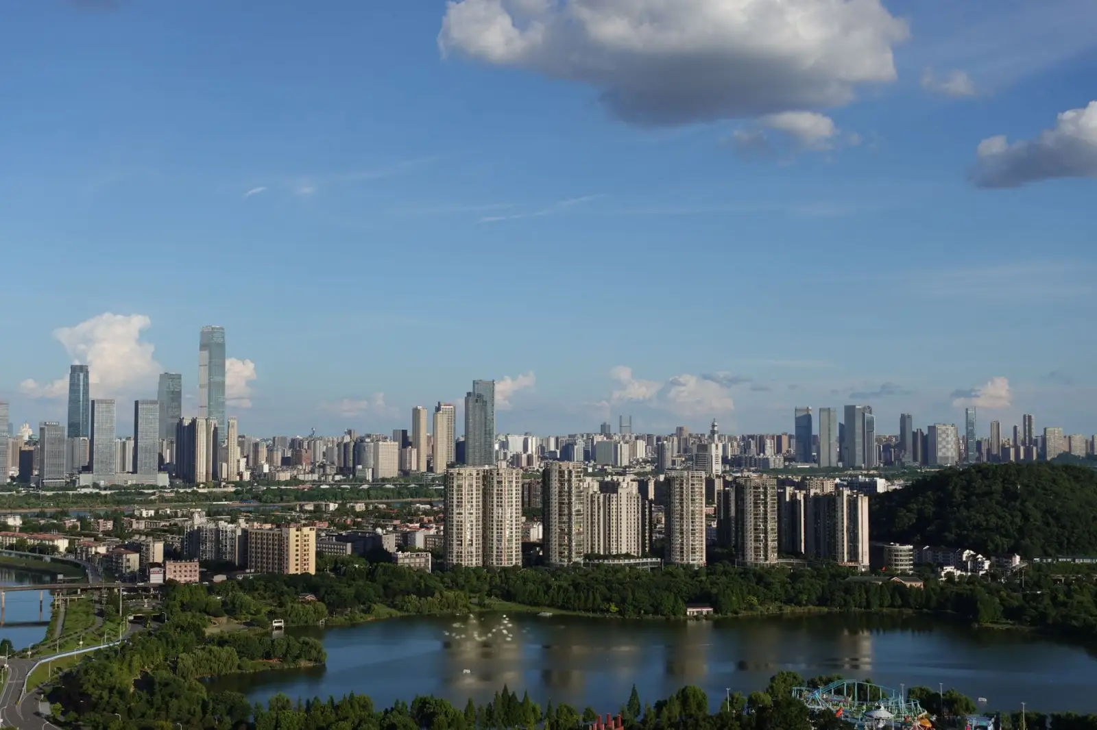工业清洗设备自动化升级：超声波清洗线关键技术参数详解