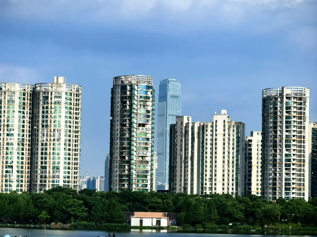 宁波清大超声工业清洗线：从单槽到多槽的选型对比分析